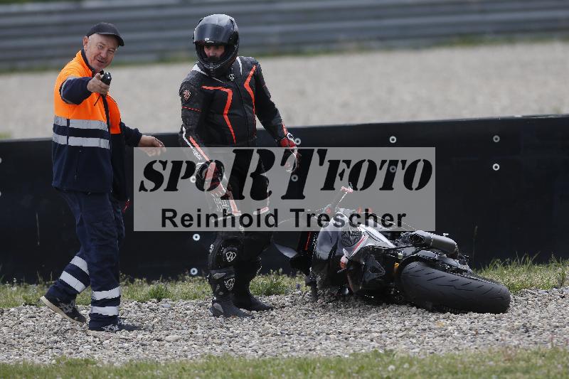 /09 19.04.2026  Caremotion get faster ADR/Gruppe gelb/34